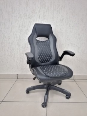 Кресло геймерское Barneo K-37 (черная кожа серые вставки) в Златоусте - zlatoust.mebel-74.com | фото